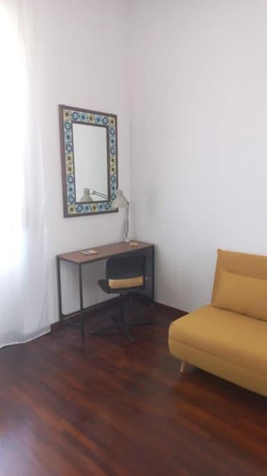 Giulia Town House Tra Citta E Mare Apartman Salerno Kültér fotó